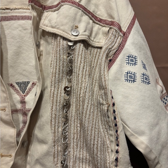 Free People Winter Cactus Embroidered Embellished Trucker Denim Jacket  Medium - Picture 3 of 13